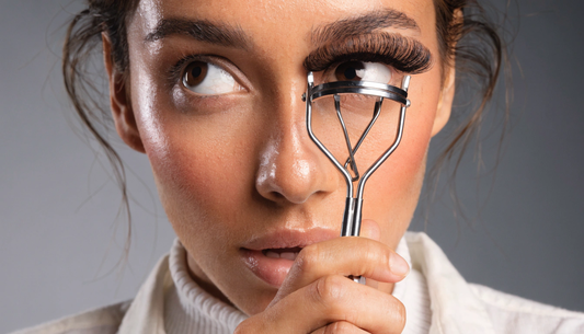 The three mistakes that ruin almost every first individual lash application