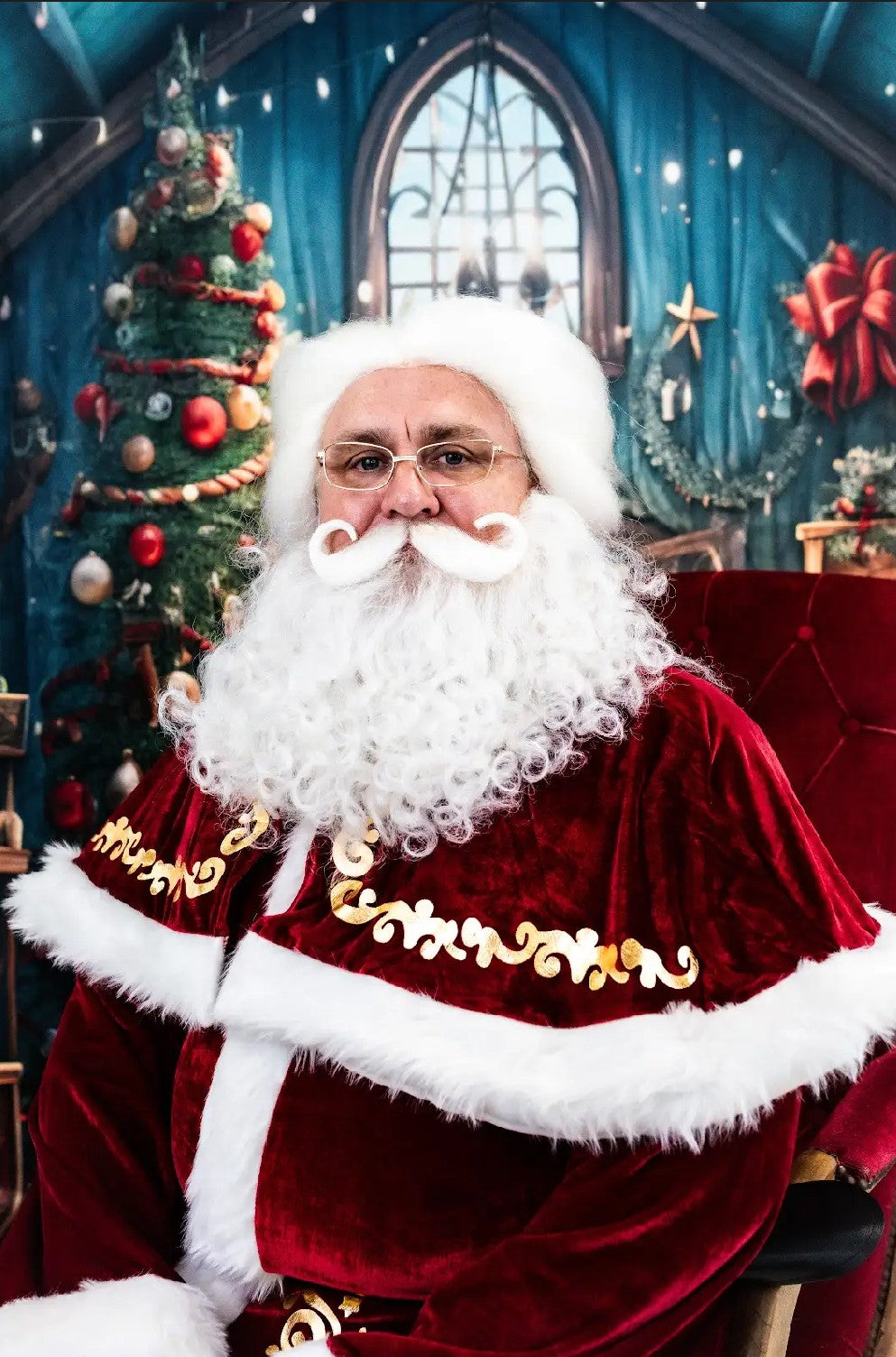 Professional, Theatrical Quality Santa Clause Wig, Beard, Moustache & Eyebrows Set